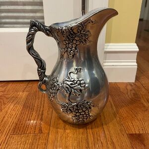 Carson Statesmetal Water Pitcher Vineyard Elegance